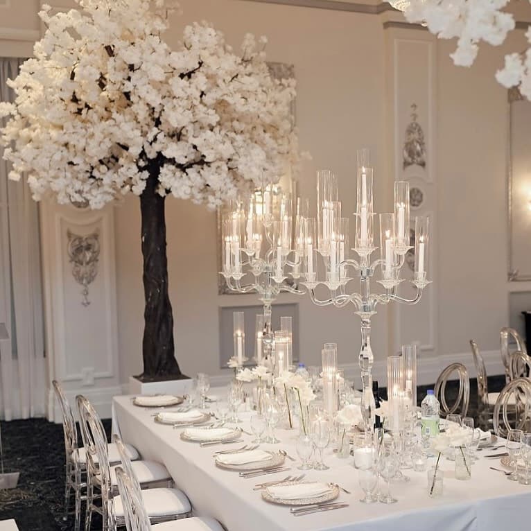 An unforgettable celebration of love and elegance inside The Venetian

@babylonweddingdecorfloral 
@mahaba.ca
