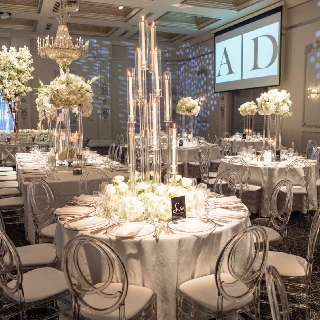 𝘌𝘭𝘦𝘨𝘢𝘯𝘤𝘦 𝘪𝘯𝘴𝘪𝘥𝘦 𝘛𝘩𝘦 𝘝𝘦𝘯𝘦𝘵𝘪𝘢𝘯

Vendors 
@thefotofactoryandfilms 
@bridalsolutions