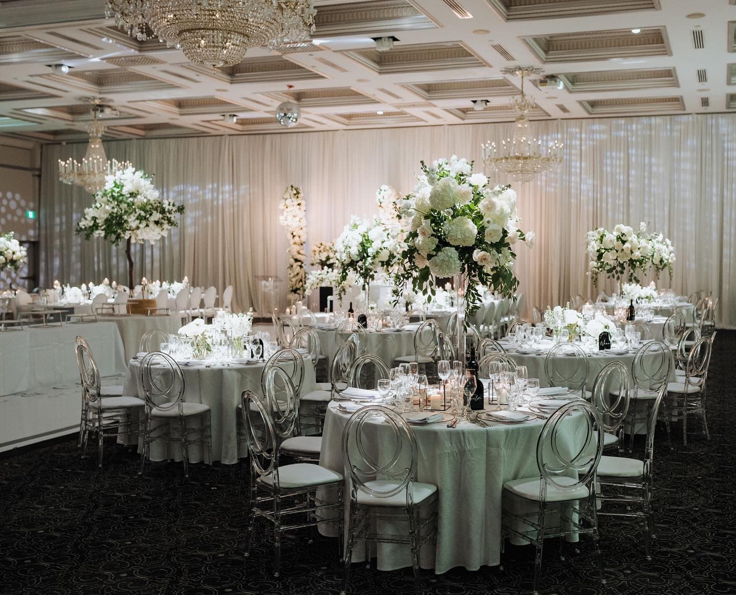 𝑪𝒆𝒍𝒆𝒃𝒓𝒂𝒕𝒊𝒏𝒈 𝒍𝒐𝒗𝒆

@timelesstreeweddings 
@psletsparty 
@have_a_seat_events